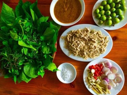 Nhech-fish-salad-Ninh-Binh-Vietnam-1